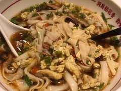 -呷佬·长沙手工米粉(金沙江路店)