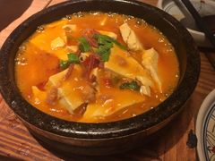 -云海肴·汽锅鸡·云南菜(天山百盛优客店)