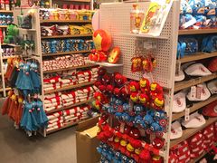 -名创优品(江南新地店)