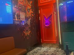 -UK派对KTV(日月广场店)