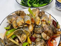 -四川小胡子海鲜(丁村万人海鲜广场店)