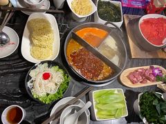 -热火朝天鲜切牛肉火锅(南强街巷店)