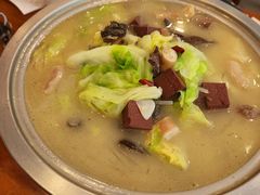 -赤峰宴宾楼(满洲里路店)