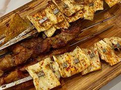 -牧场烧烤餐饮广场