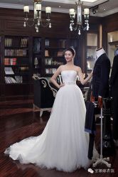 点击看大图 宝娜嫁衣馆-南京宝娜嫁衣婚纱礼服馆(中央路店)