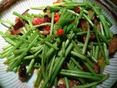 -洞庭土菜小炒馆(易发广场店)