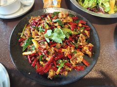 -曼听小寨海鲜烧烤·大连辣炒大王(盖州街店)
