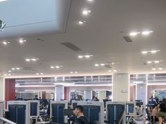-英派斯健身旗舰店(海信国际中心馆)