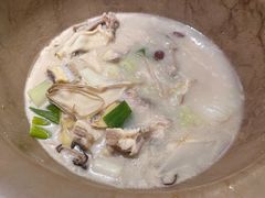 -滇香肴·云南菜蒸汽石锅鱼(云南北路店)