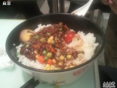 外婆卤肉饭-钰花溪(财富购物中心店)