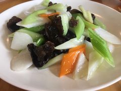 -上海交通大学新疆餐厅