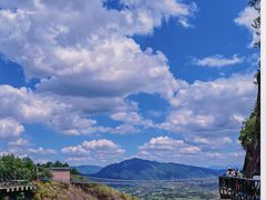 -玻璃桥景区石牛寨