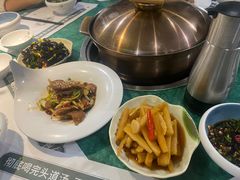 -三个椰子·现砍椰子鸡(金源CBD店)