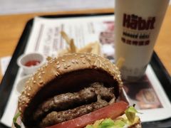 -The Habit Burger Grill 哈比特汉堡(复兴soho店)
