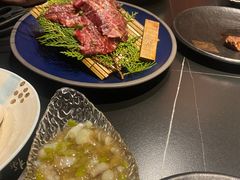 -山川小町·极番烧肉(新地假日广场店)