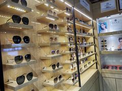 -斯维卡眼镜林·蔡司视觉合作店(青浦宝龙广场店)