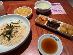 -裕兴记•蟹黄面馆(人民广场店)