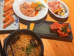 -山之屋炭火烧肉·生啤畅饮(大朗万科中央公园店)