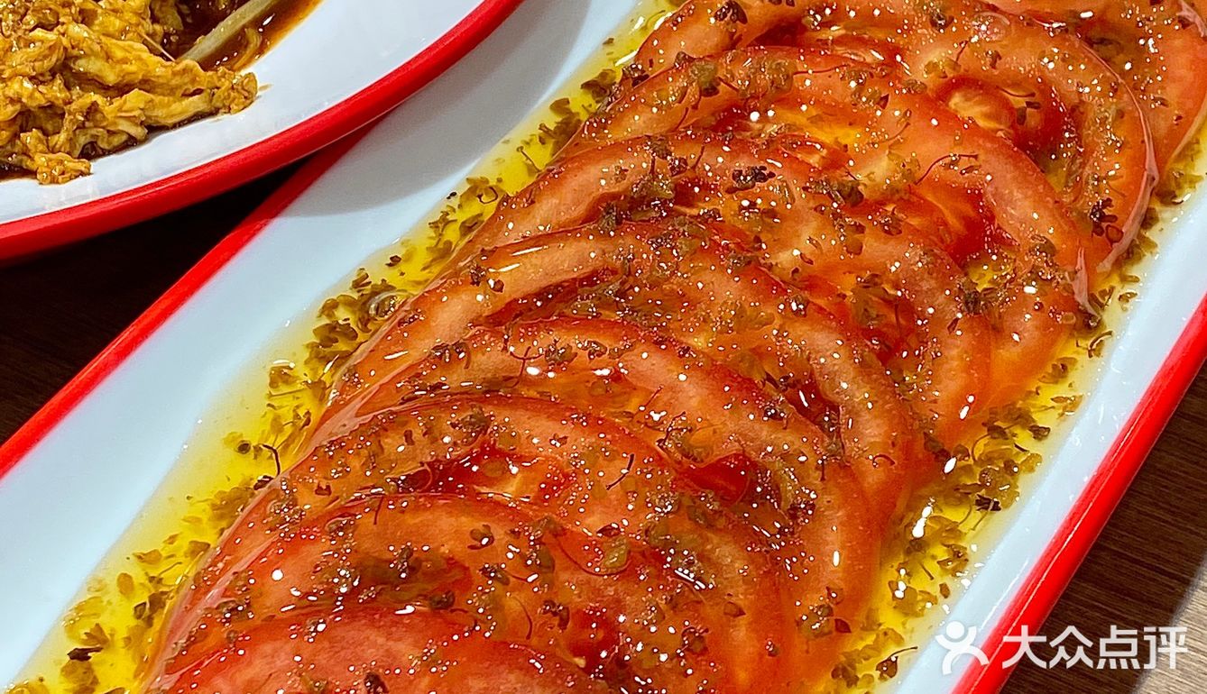 青岛巨好吃的炒鸡，饭点人巨多[流泪]