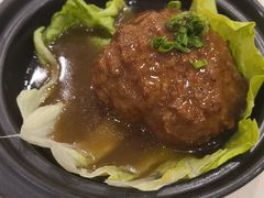 狮子头-巢香扣肉馆