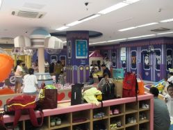 -孩子王童乐园(马群店)