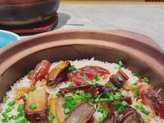 自制腊味煲仔饭-啫神·广州地标美食(北京路店)