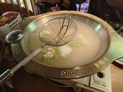 -天成·潮州牛肉脆肉鱼生蚝自助火锅