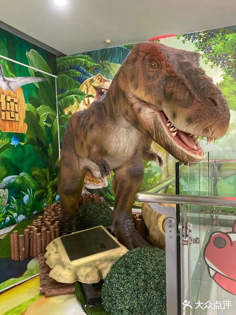 假期，带宝贝来这里探索恐龙的奥秘吧