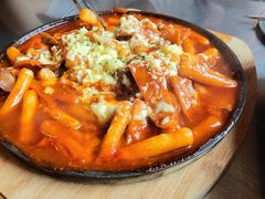 海鲜芝士炒年糕-MI WU FACTORY米屋美食工厂餐厅(绿地店)