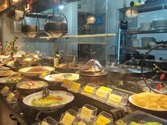 -万重锦·人文川菜馆(骡马市店)