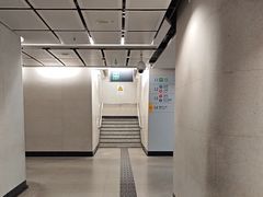 -港铁金钟站