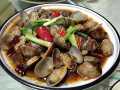 -鑫悦楼煎蟹·16年海鲜大排档
