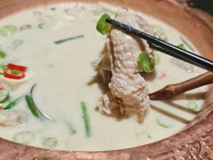 -佬麻雀·剁椒鱼头(京基KK One店)