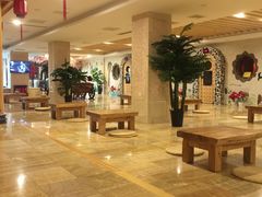 -碧中海汤泉汗蒸酒店