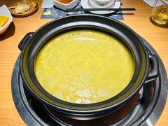 -一朵菌·野生菌探索家火锅(南亚店)