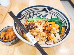 油泼面-头壹号  羊汤·饸饹面·大油条(西二旗店)