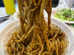 -黑八私房老北京炸酱面