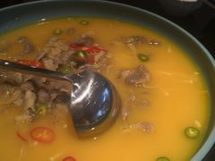 酸汤肥牛-高第街56号港式餐厅·精选(世茂广场宽厚里大明湖店)
