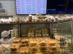 面包甜点陈列柜-白玉兰食品(甜云店)