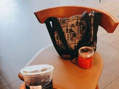 -星巴克臻选(嘉兴海宁银泰城店)