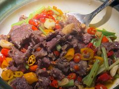 -费大厨辣椒炒肉(高铁吾悦广场店)