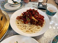 辣皮子肉拌面-汗腾格里·风味餐厅(新疆驻京办店)
