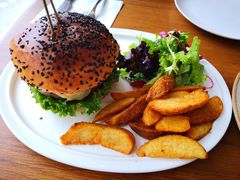 招牌牛肉汉堡-UPPER KITCHEN(延安路店)
