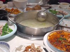 -粤顺渔坊·中山脆肉鲩火锅(清湖店)