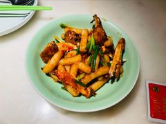 梭子蟹炒年糕-弄堂里(滨江龙湖天街店)