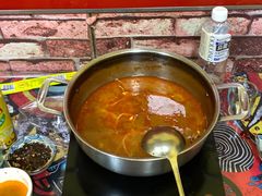 鲶鱼酸汤鱼锅-弘烨 贵州酸汤 鱼火锅(东财店)