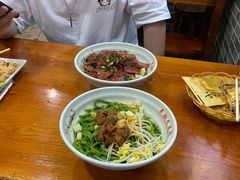 特色三合一-手擀菠菜面(西康路店)