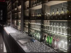 -饮湖威士忌鸡尾酒吧