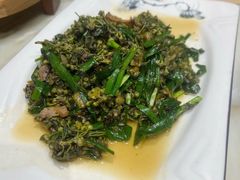 -蔼若春.传承三十年云南菜(金碧公园店)