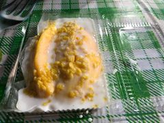 -芒果糯米饭摊子